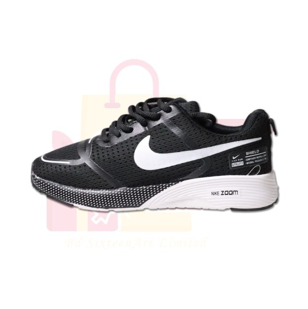 Nike shoe black